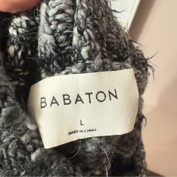 Aritzia Babaton Titus Turtleneck Sweater Black/Gray Women Size L - Picture 7 of 8